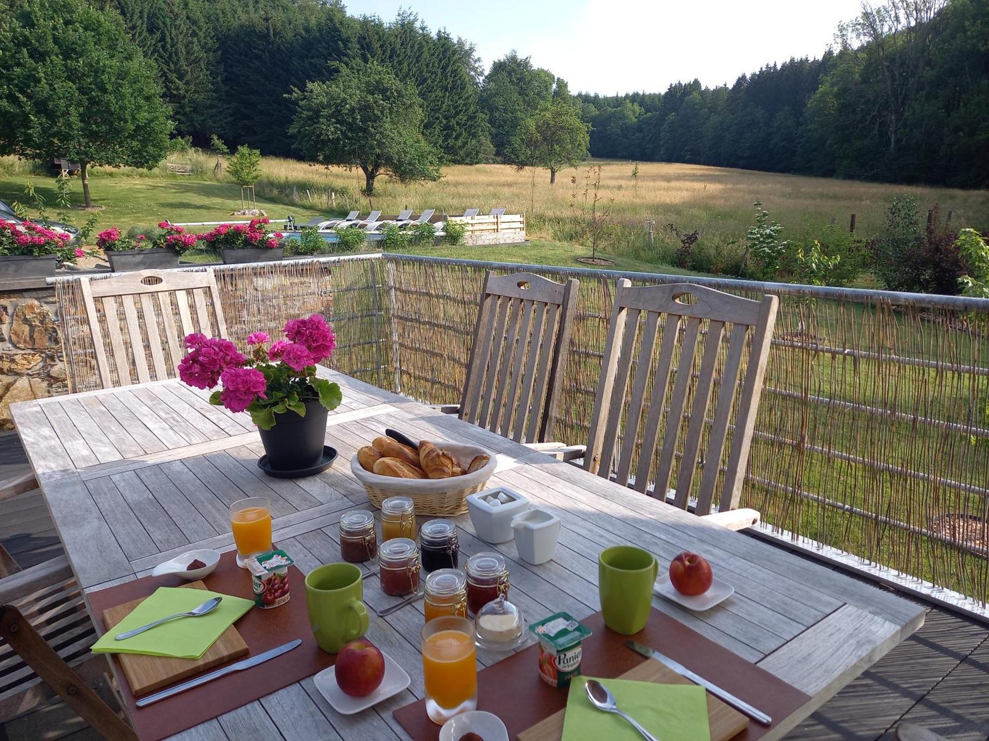 Le Clos Du Cerf - Silence & Nature Stoumont Exterior photo